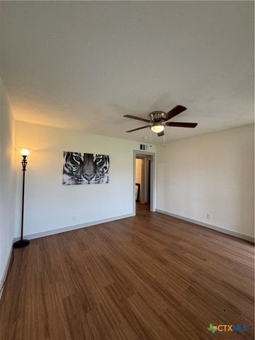 2109 W AVE. B, Temple, TX 76504