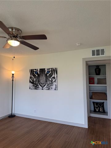 2109 W AVE. B, Temple, TX 76504