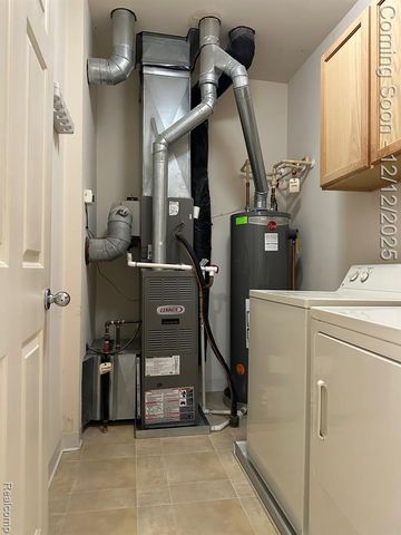 2395 Knollwood Drive, Canton, MI 48188