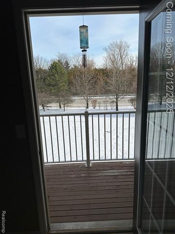 2395 Knollwood Drive, Canton, MI 48188