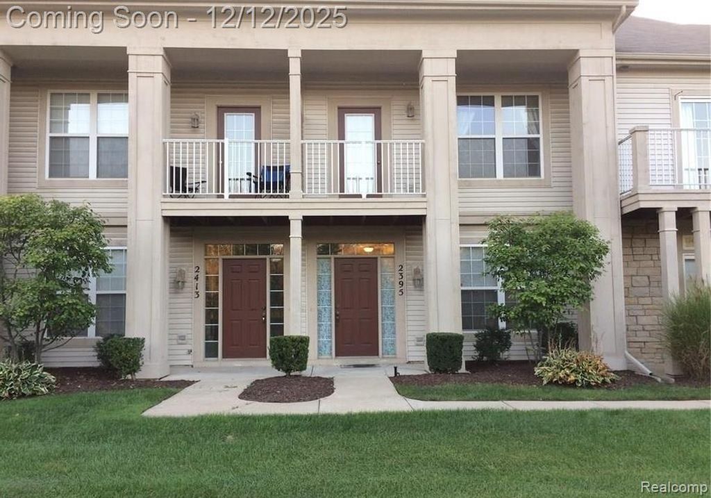 2395 Knollwood Drive, Canton, MI 48188