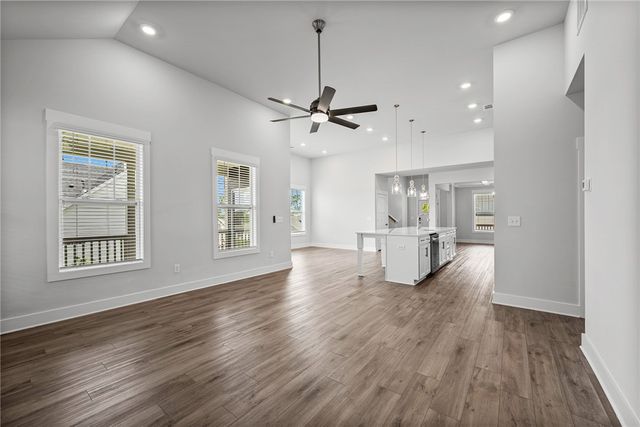 210 Maverick Trail, Central, SC 29630