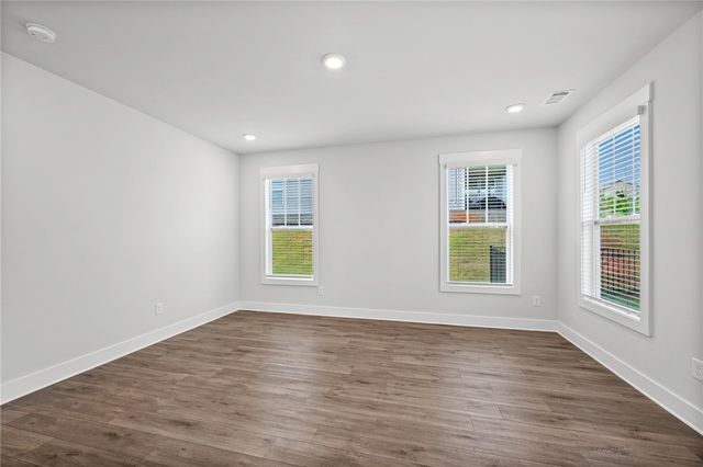 210 Maverick Trail, Central, SC 29630