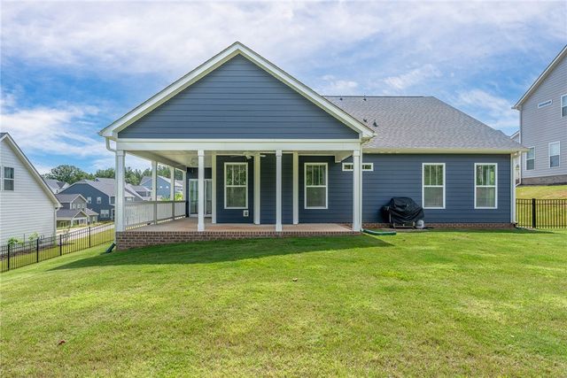210 Maverick Trail, Central, SC 29630