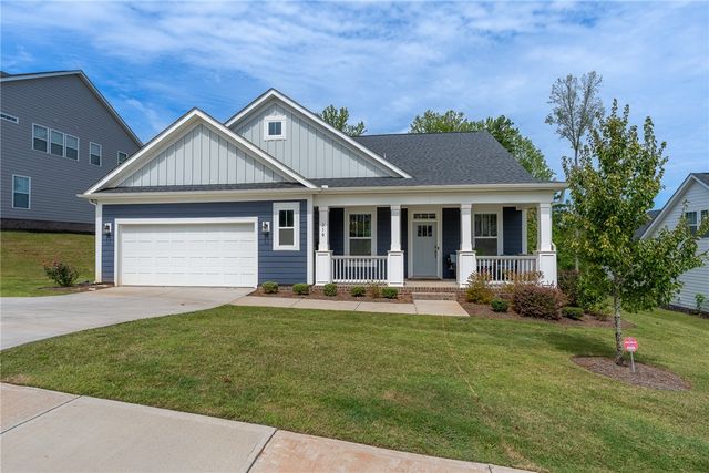 210 Maverick Trail, Central, SC 29630