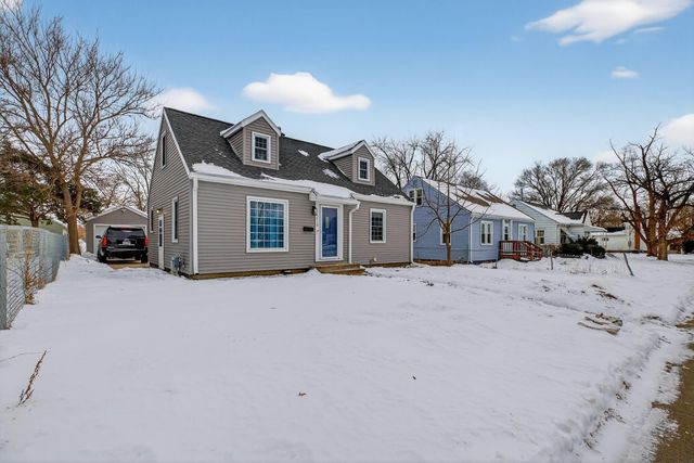 1710 Logan Avenue, Waterloo, IA 50703