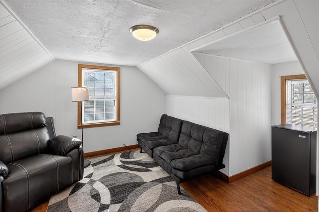 1710 Logan Avenue, Waterloo, IA 50703