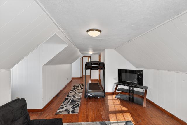 1710 Logan Avenue, Waterloo, IA 50703