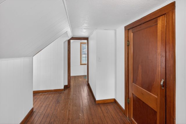 1710 Logan Avenue, Waterloo, IA 50703