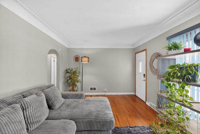 1710 Logan Avenue, Waterloo, IA 50703