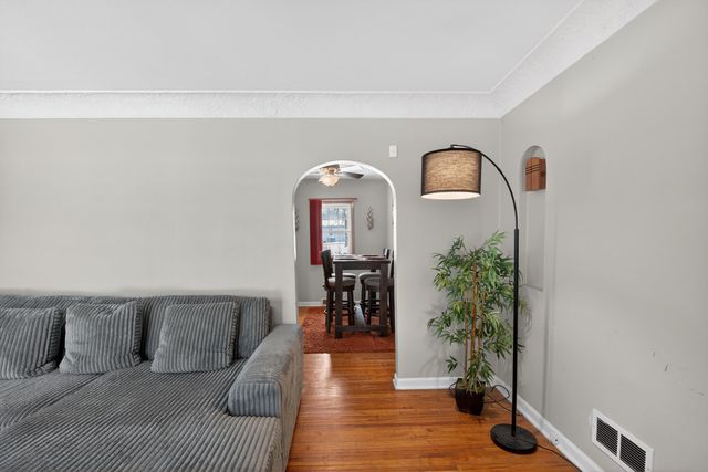 1710 Logan Avenue, Waterloo, IA 50703