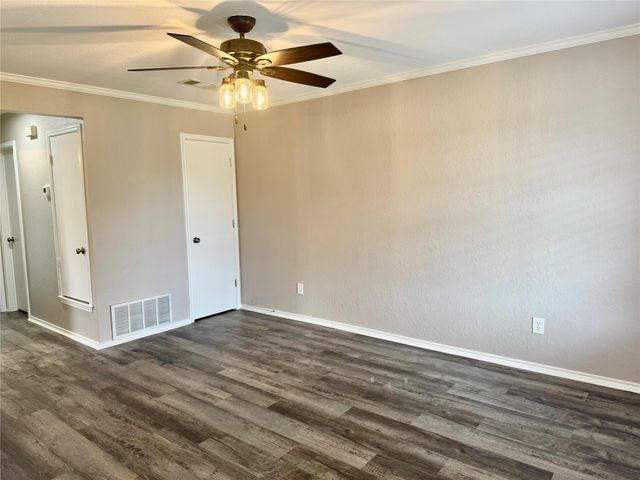 301 Shady Grove Drive A, Granbury, TX 76049