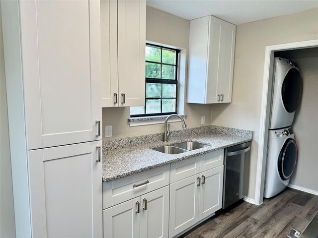 301 Shady Grove Drive A, Granbury, TX 76049