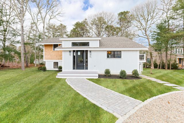 31 Marway, Mashpee, MA 02649