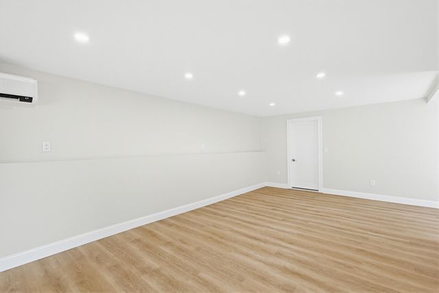 31 Marway, Mashpee, MA 02649