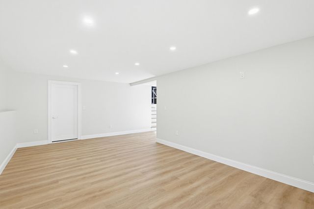 31 Marway, Mashpee, MA 02649