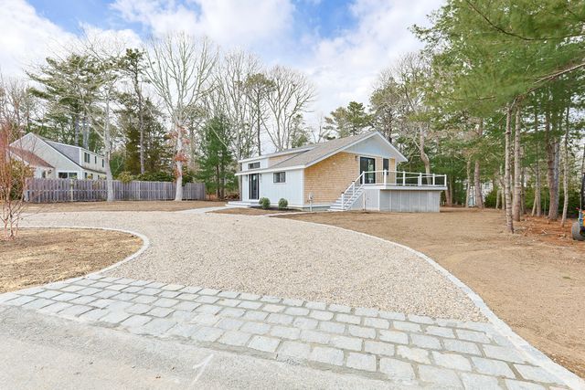 31 Marway, Mashpee, MA 02649