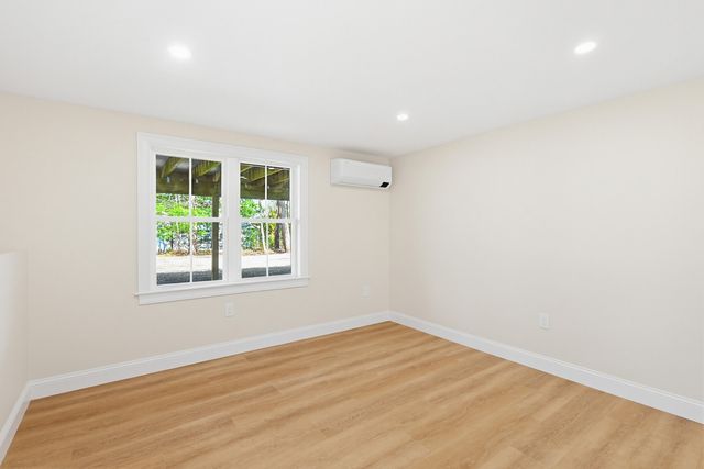 31 Marway, Mashpee, MA 02649