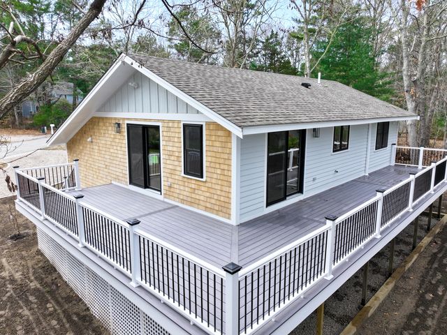 31 Marway, Mashpee, MA 02649