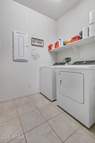 8521 S 67th Drive, Laveen, AZ 85339