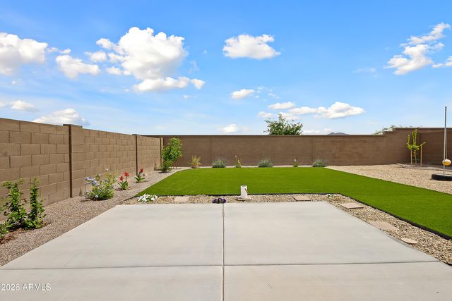 8521 S 67th Drive, Laveen, AZ 85339