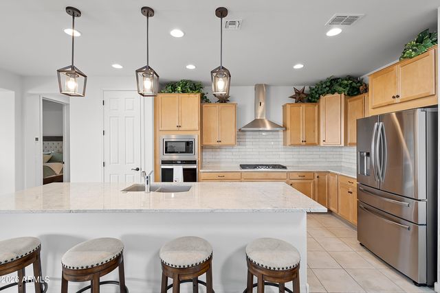 8521 S 67th Drive, Laveen, AZ 85339