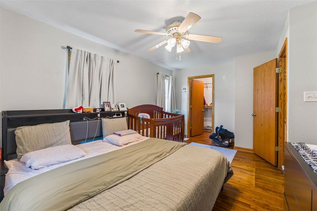4900 Fairview Drive, Pleasant Hill, IA 50327