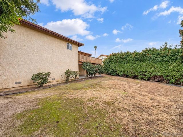 1229 Sandra Circle, Vista, CA 92083