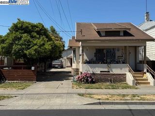 3208 Washington St, Alameda, CA 94501
