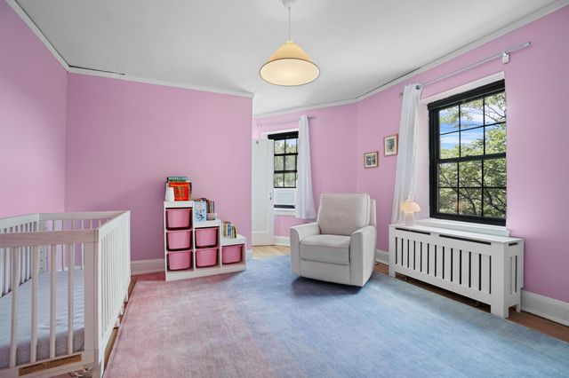 295 N Broadway 27, Yonkers, NY 10701