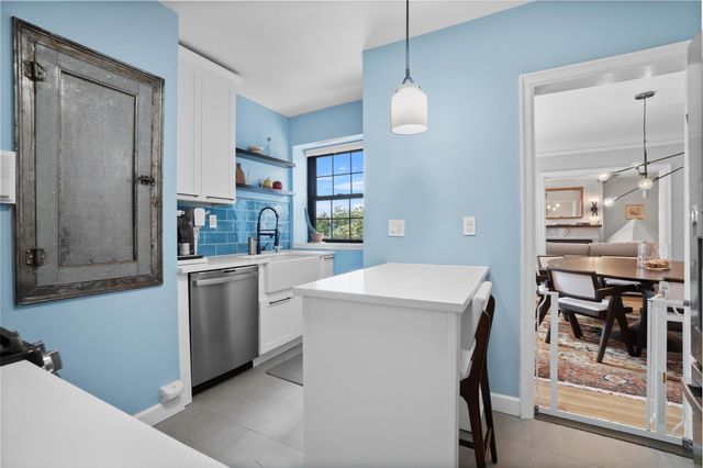 295 N Broadway 27, Yonkers, NY 10701