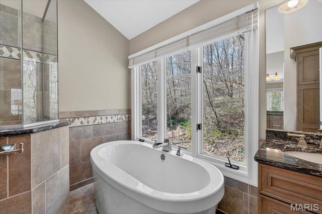 17710 Wilding Place Drive, Wildwood, MO 63005