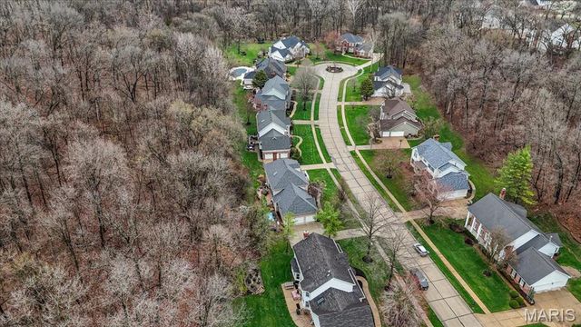 17710 Wilding Place Drive, Wildwood, MO 63005