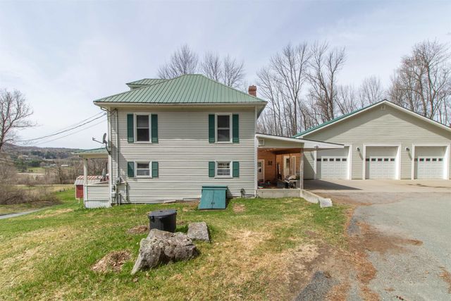77 Water Street, Orleans, VT 05860
