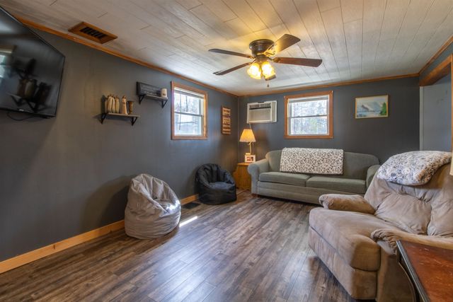 77 Water Street, Orleans, VT 05860