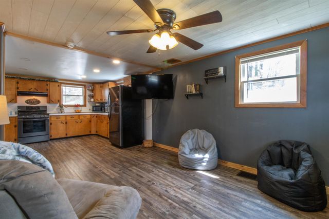 77 Water Street, Orleans, VT 05860