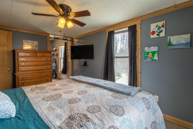 77 Water Street, Orleans, VT 05860