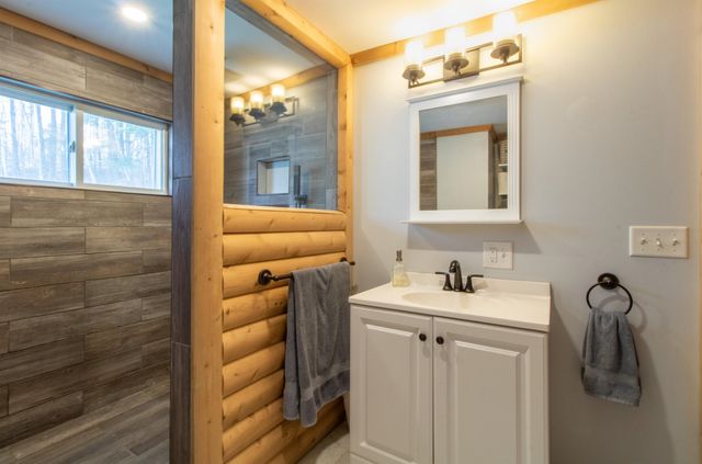 77 Water Street, Orleans, VT 05860