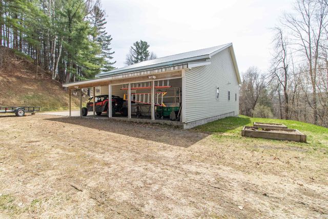 77 Water Street, Orleans, VT 05860