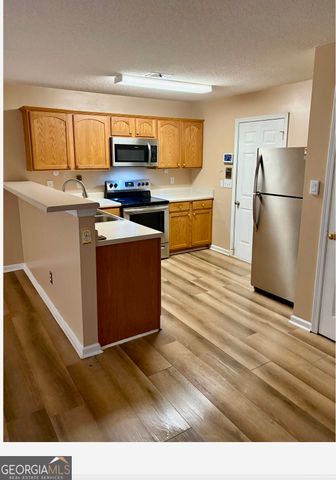 7182 Georges, Morrow, GA 30260