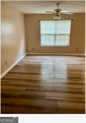7182 Georges, Morrow, GA 30260