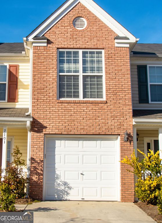 7182 Georges, Morrow, GA 30260