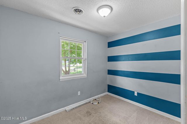 102 Quality Lane, Jacksonville, NC 28540