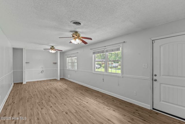 102 Quality Lane, Jacksonville, NC 28540