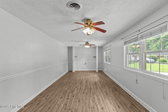102 Quality Lane, Jacksonville, NC 28540
