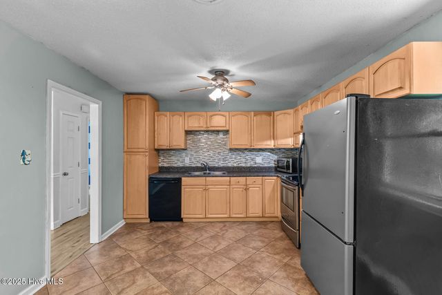 102 Quality Lane, Jacksonville, NC 28540