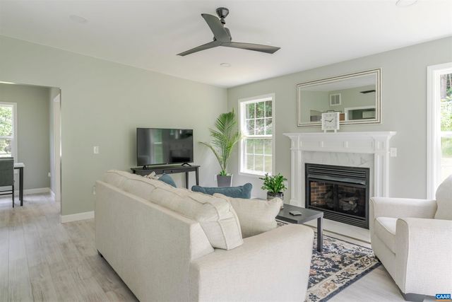 5860 BEARWOOD RD, Crozet, VA 22932