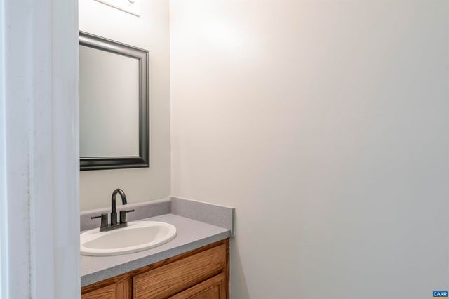 5860 BEARWOOD RD, Crozet, VA 22932