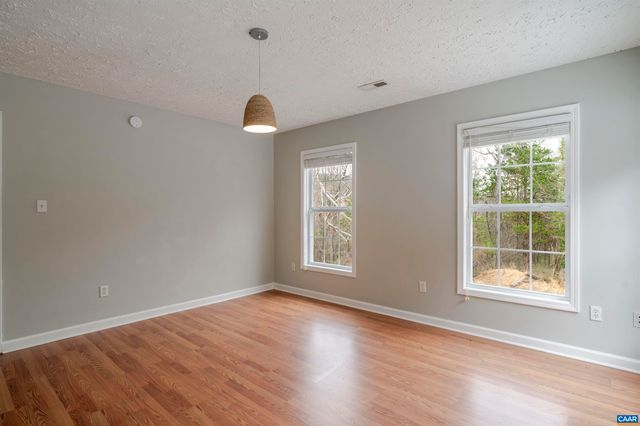 5860 BEARWOOD RD, Crozet, VA 22932