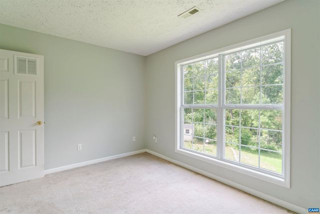 5860 BEARWOOD RD, Crozet, VA 22932